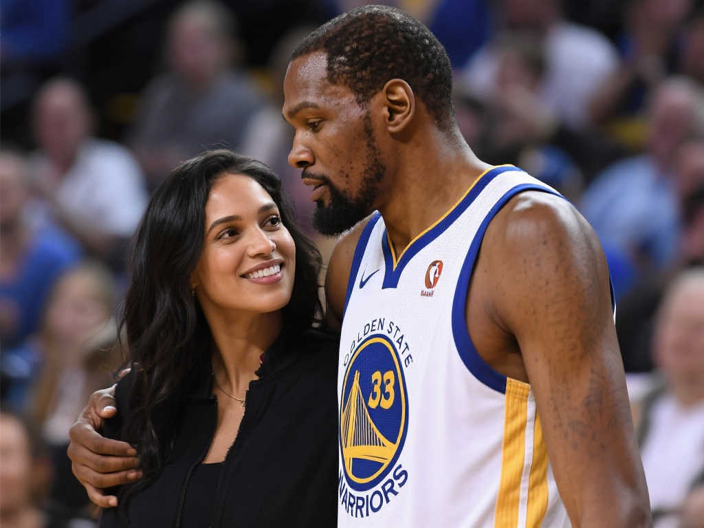 凯文杜兰特的现任伴侣是谁? 凯文杜兰特的现任伴侣是谁?